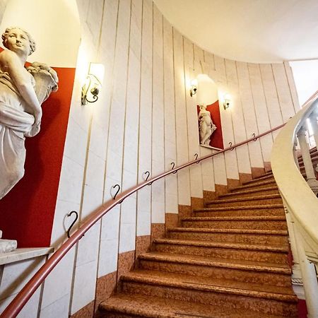 Il Salotto Del Conte Bed & Breakfast Верона Екстериор снимка