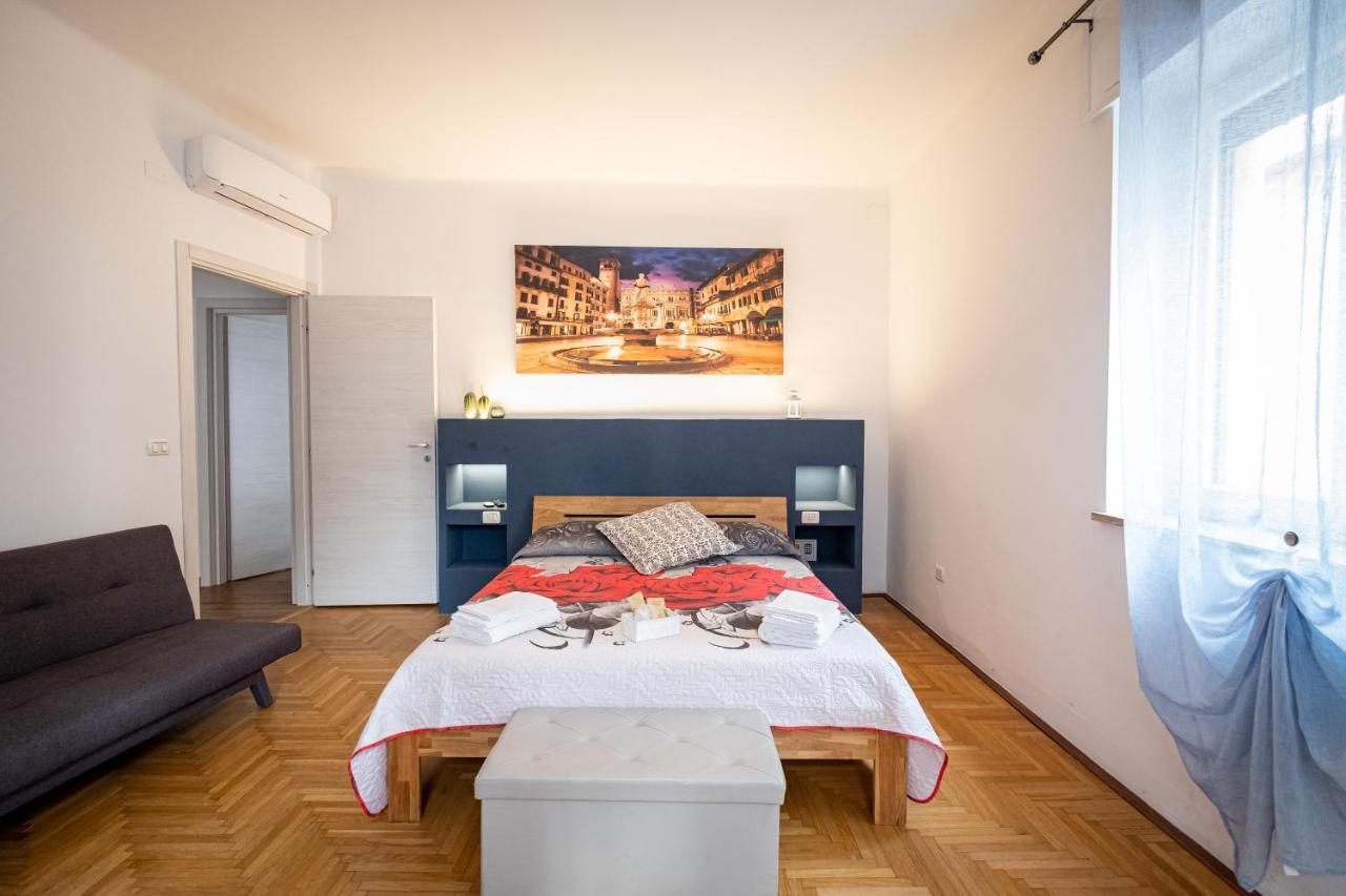 Il Salotto Del Conte Bed & Breakfast Верона Екстериор снимка