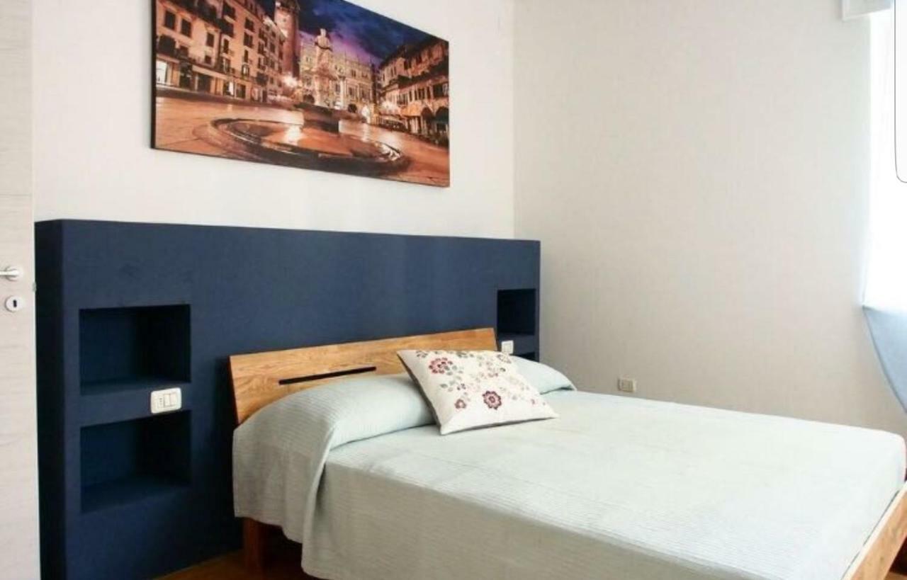Il Salotto Del Conte Bed & Breakfast Верона Екстериор снимка