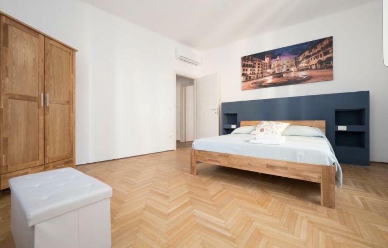 Il Salotto Del Conte Bed & Breakfast Верона Екстериор снимка