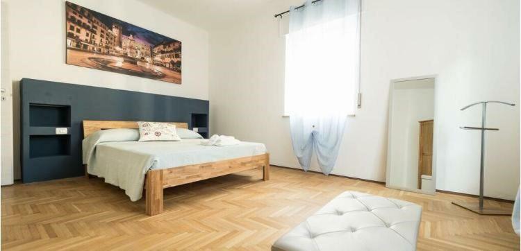 Il Salotto Del Conte Bed & Breakfast Верона Екстериор снимка